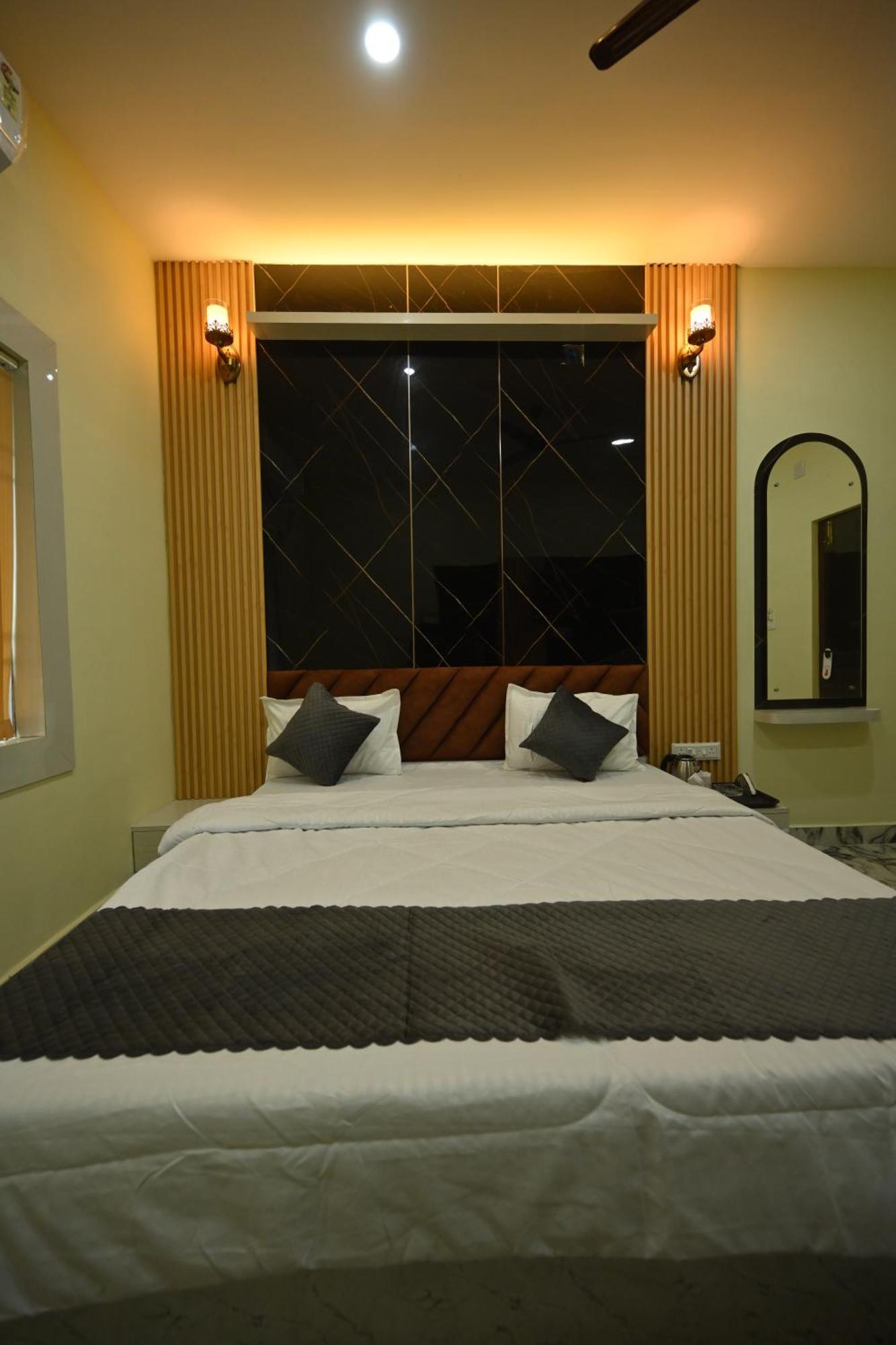 Hotel The Vintage Plaza Baripada Zewnętrze zdjęcie